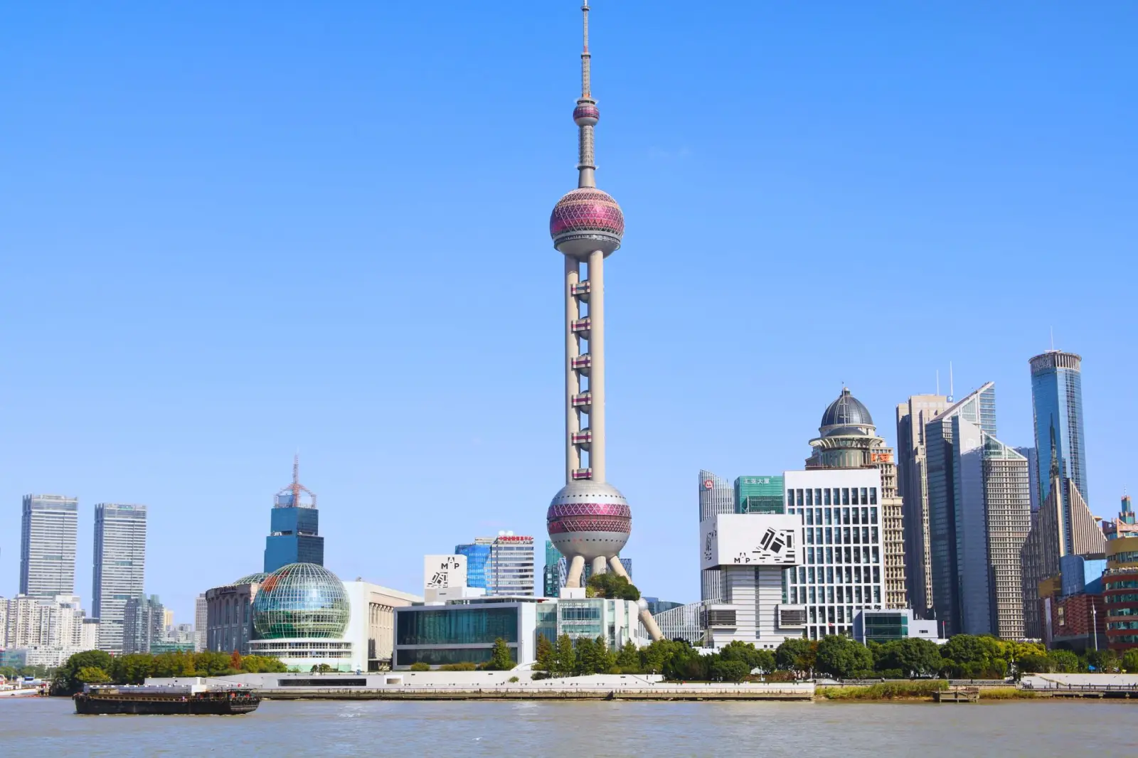 西安青少年美术培训课程体系解析：从素描基础到创作能力培养路径