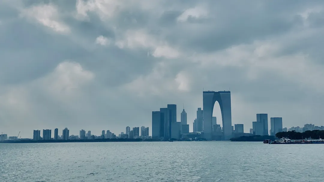 2025年艺术培训行业技术应用趋势及教学升级方案