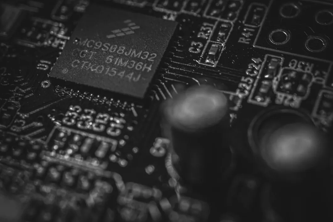 西安艺知诺美术课程体系解析：造型基础到创作能力进阶路径